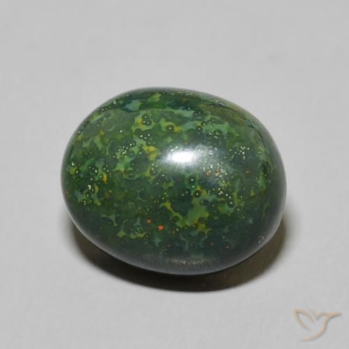 Pierre de sang Vert foncé naturelle ovale, 4.93 ct, Opaque