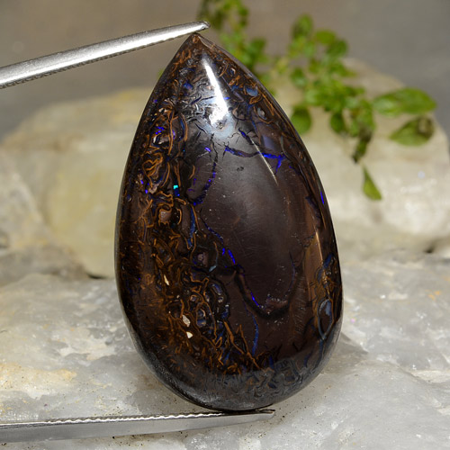Opale boulder multicolore naturelle en forme de poire, 45,15 ct, opaque