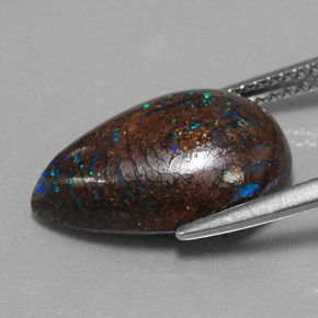 Opale boulder multicolore naturelle en forme de poire, 6,27 ct, opaque