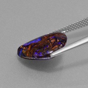 Opale boulder multicolore naturelle trillion, 4,96 ct, opaque