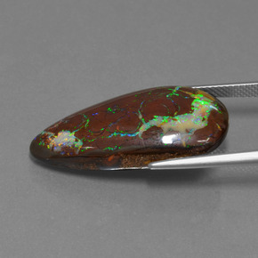 Opale boulder multicolore naturelle en forme de poire, 22,94 ct, opaque
