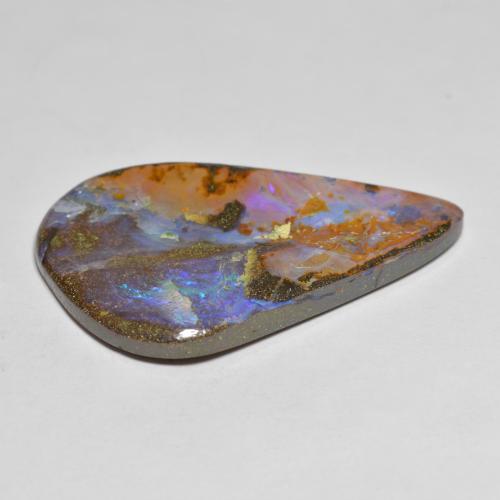Opale boulder multicolore naturelle forme fantaisie, 26,01 ct, opaque