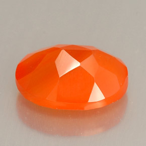 Cornaline Orange naturelle Coupe ovale, 1.76 ct, Translucide