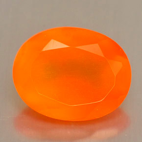 Cornaline Orange naturelle Coupe ovale, 1.88 ct, Translucide