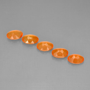 Achetez naturel ct Orange Cornaline gems, Transparent, En provenance Madagascar chez GemSelect. En stock, livraison internationale!