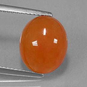 Cornaline orange naturelle coupe ovale, 4,81 ct, translucide