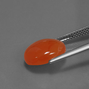 Cornaline orange naturelle coupe ovale, 4,17 ct, translucide