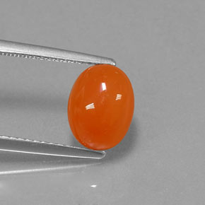 Cornaline orange naturelle coupe ovale, 2,38 ct, translucide