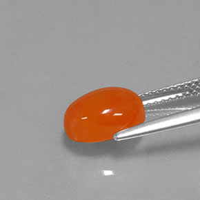 Cornaline orange naturelle coupe ovale, 2,38 ct, translucide
