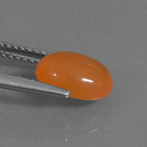 Cornaline orange naturelle coupe ovale, 1,89 ct, translucide