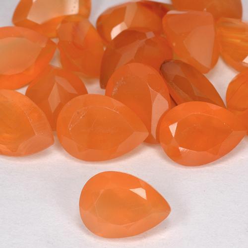 Cornaline Orange vif naturelle En forme de poire, 0.64 ct, Transparent