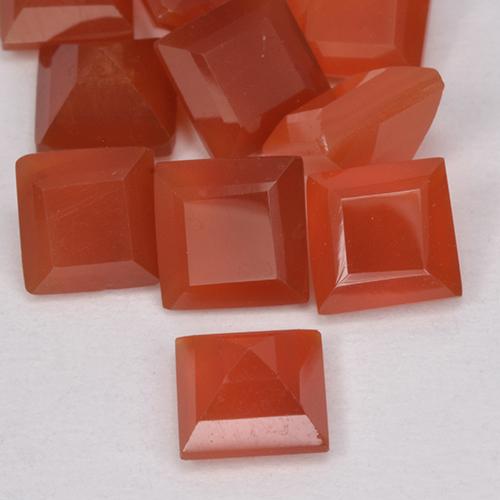 Cornaline Rouge orange léger naturelle Carré, 0.57 ct, Translucide