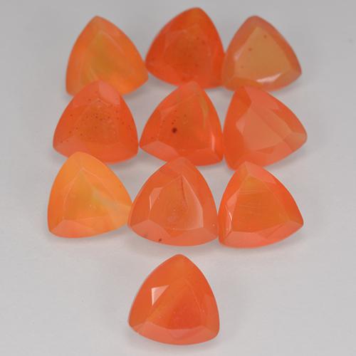 Cornaline Orange rougeâtre naturelle Trillion, 0.77 ct, Translucide