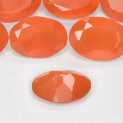 Cornaline Orange moyen naturelle Coupe ovale, 0.67 ct, Translucide