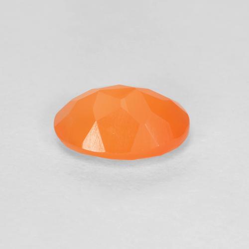 Cornaline orange naturelle coupe ovale, 0,74 ct, transparent