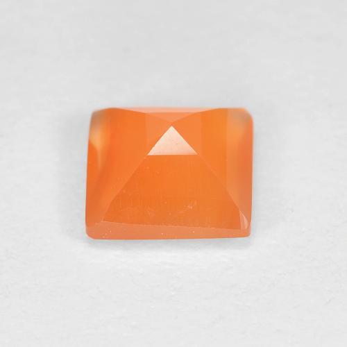 Cornaline Orange intense naturelle Carré, 0.64 ct, Transparent