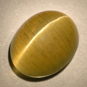 Apatite œil de chat vert jaunâtre naturelle transparent, 3,77 ct, transparent / translucide