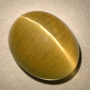 Apatite œil de chat vert jaunâtre naturelle transparent, 3,77 ct, transparent / translucide