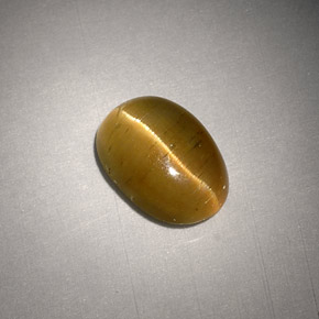 Cat's eye apatite jaune naturelle coupe ovale, 3,01 ct, translucide