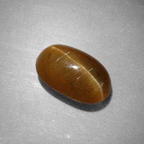 Cat's eye apatite jaune naturelle coupe ovale, 2,44 ct, translucide