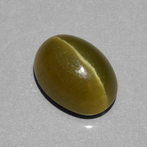 Apatite œil de chat vert naturelle coupe ovale, 5,85 ct, translucide
