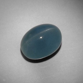Cat's eye aquamarine vert naturelle coupe ovale, 11,25 ct, translucide