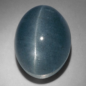 Cat's eye aquamarine vert naturelle coupe ovale, 17,47 ct, translucide