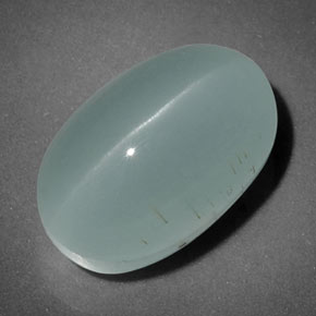 Cat's eye aquamarine vert naturelle transparent, 7,70 ct, transparent / translucide