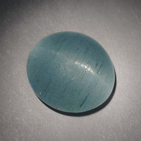 Cat's eye aquamarine vert naturelle coupe ovale, 7,21 ct, translucide