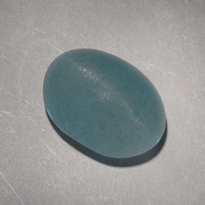 Cat's eye aquamarine vert naturelle coupe ovale, 6,60 ct, translucide