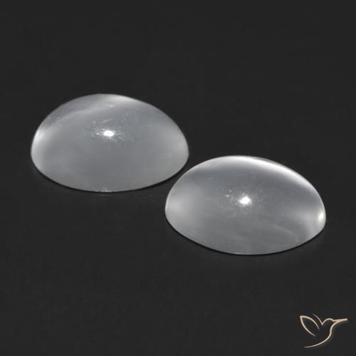 Shop natural 1.41ct Blanc Pierre de lune œil de chat gems, ovale, from Inde at GemSelect. In stock, global shipping!