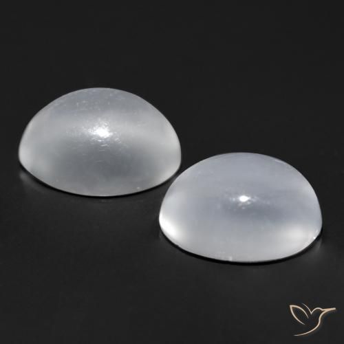 Shop natural 1.69ct Blanc clair Pierre de lune œil de chat gems, ovale, from Inde at GemSelect. In stock, global shipping!