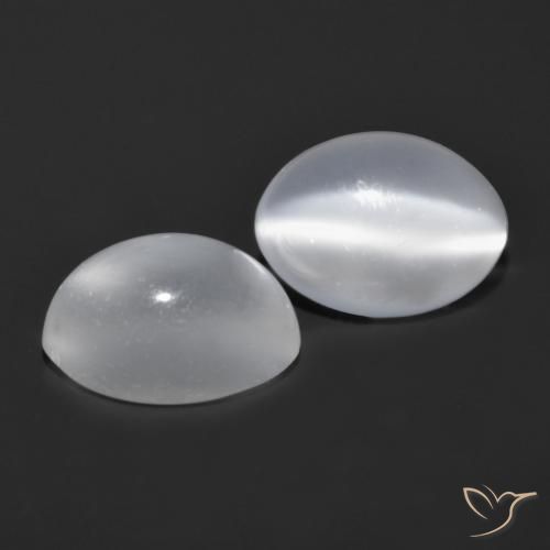 Shop natural 1.82ct Blanc Pierre de lune œil de chat gems, ovale, from Inde at GemSelect. In stock, global shipping!