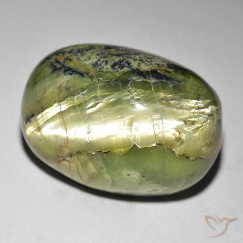 Opale œil de chat Vert jaunâtre naturelle Coupe ovale, 35.49 ct, Opaque