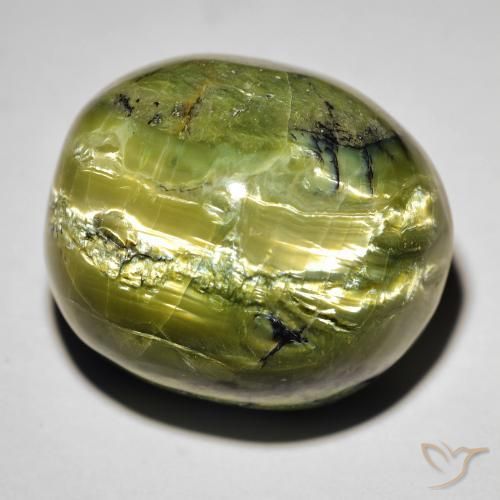 Opale œil de chat Vert terre naturelle ovale, 38.09 ct, Opaque