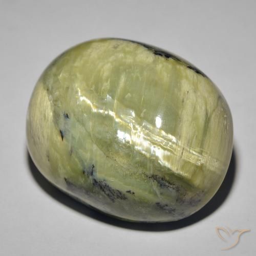 Opale œil de chat Vert jaunâtre naturelle ovale, 41.82 ct, Opaque