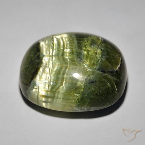 Opale œil de chat Vert brunâtre naturelle ovale, 32.39 ct, Opaque