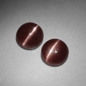 Achetez naturel ct Brun Scapolite œil de chat gems, Coupe roude, En provenance Madagascar chez GemSelect. En stock, livraison internationale!