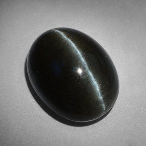Cat's eye scapolite noir naturelle coupe ovale, 18,17 ct, opaque
