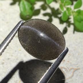Scapolite œil de chat Noire naturelle ovale, 2.34 ct, Translucide