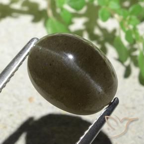 Scapolite œil de chat Brun moyen-léger naturelle ovale, 4.97 ct, Translucide