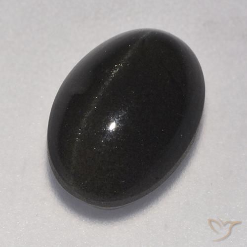 Scapolite œil de chat Noire naturelle ovale, 3.75 ct, Translucide