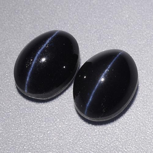 Achetez naturel 4,46ct noir cat's eye scapolite gems, coupe ovale, en provenance madagascar chez gemselect. en stock, livraison internationale!