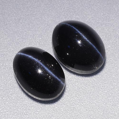 Achetez naturel 4,46ct noir cat's eye scapolite gems, coupe ovale, en provenance madagascar chez gemselect. en stock, livraison internationale!