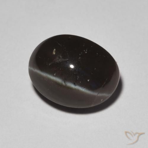 Scapolite œil de chat Noire naturelle ovale, 2.24 ct, Translucide
