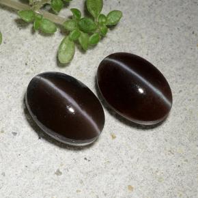 Achetez naturel 2,53ct marron cat's eye scapolite gems, coupe ovale, en provenance madagascar chez gemselect. en stock, livraison internationale!