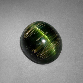 Cat's eye tourmaline vert naturelle coupe ovale, 3,24 ct, translucide