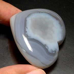 Calcédoine bleue naturelle transparent, 120,50 ct, transparent / translucide
