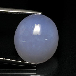 Calcédoine bleue naturelle coupe ovale, 16,62 ct, translucide