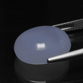 Calcédoine bleue naturelle coupe ovale, 12,69 ct, translucide